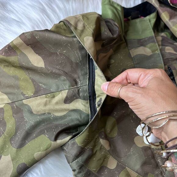 Fox Dakota Green Camo/ Pink Racing Jacket Size Small - Picture 9 of 16